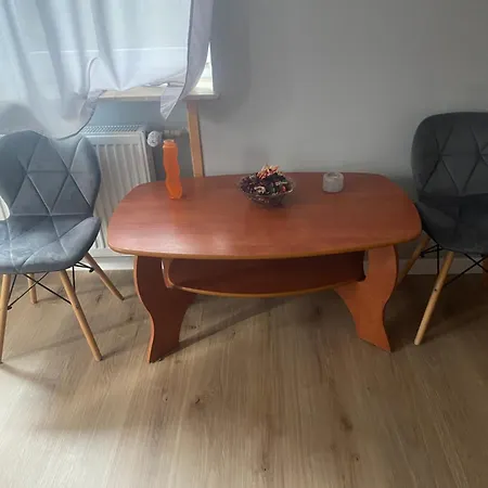 4 7 Lozek Parking 115 M2 *